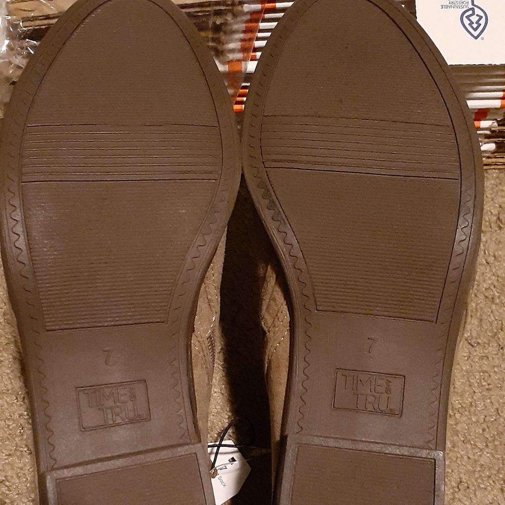 Women's Time and Tru Bootie - Picture 6 of 6
